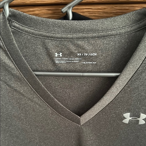 Under Armour Women's Short Sleeve V-Neck Tops - Gray and Black - Picture 3 of 6